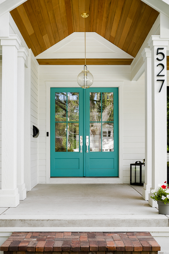 Turquoise front door paint color Blue Spa by Benjamin Moore Best Turquoise front door paint color Blue Spa by Benjamin Moore #Turquoisefrontdoor #paintcolor #BlueSpabyBenjaminMoore