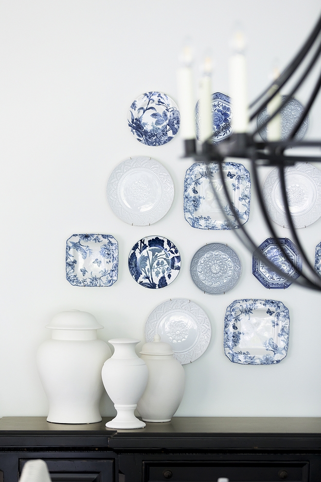 Blue and white wall plates Dining room