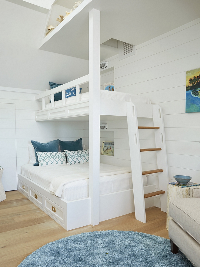 White bunk room White bunk room design White bunk room ideas White bunk room #Whitebunkroom