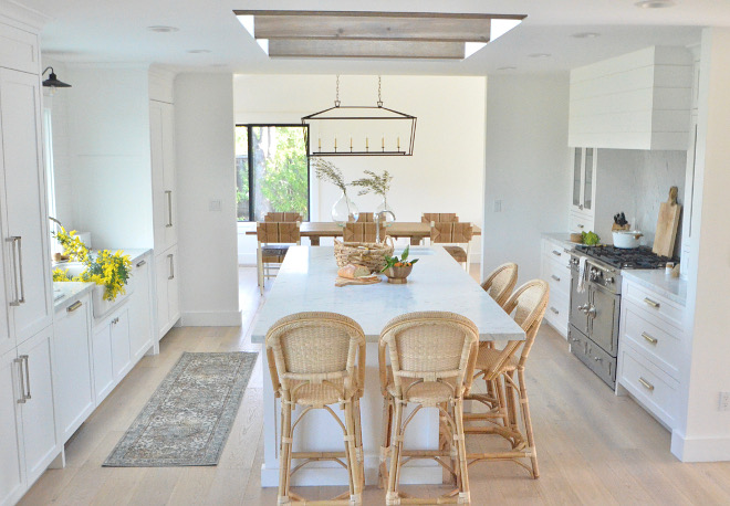 Kitchen with skylight above island Kitchen with skylight above island #Kitchenskylight