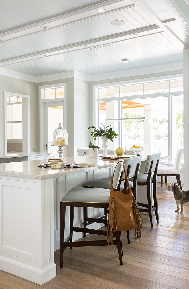 Baby Fawn OC-12 by Benjamin Moore Neutral Kitchen Paint Color Best Neutral Kitchen Paint Color Baby Fawn OC-12 by Benjamin Moore #BabyFawnOC12byBenjaminMoore #neutralpaintcolor #kitchenpaintcolor