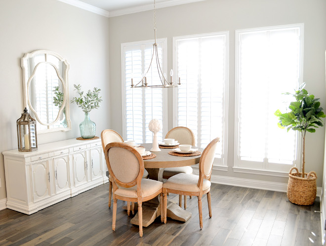 Repose Gray by Sherwin Williams Neutral Breakfast Nook Paint Color Sherwin Williams Neutral Paint Color #ReposeGraybySherwinWilliams #NeutralPaintcolor #BreakfastNook #PaintColor