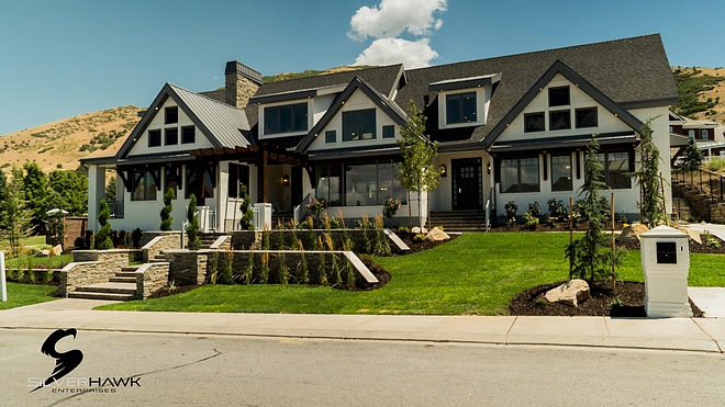 Dark grey roof Modern farmhouse with Dark grey roof Dark grey roof #Darkgreyroof