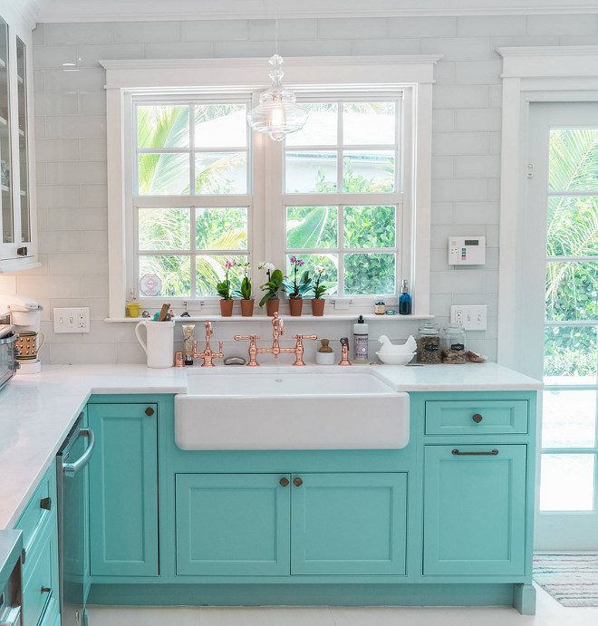 Benjamin Moore Spectra Blue Best Turquoise Paint Color For Cabinets Benjamin Moore Spectra Blue Benjamin Moore Spectra Blue source on Home Bunch #BenjaminMooreSpectraBlue #Turquoisecabinets #turquoise #paintcolor #Turquoisepaintcolor